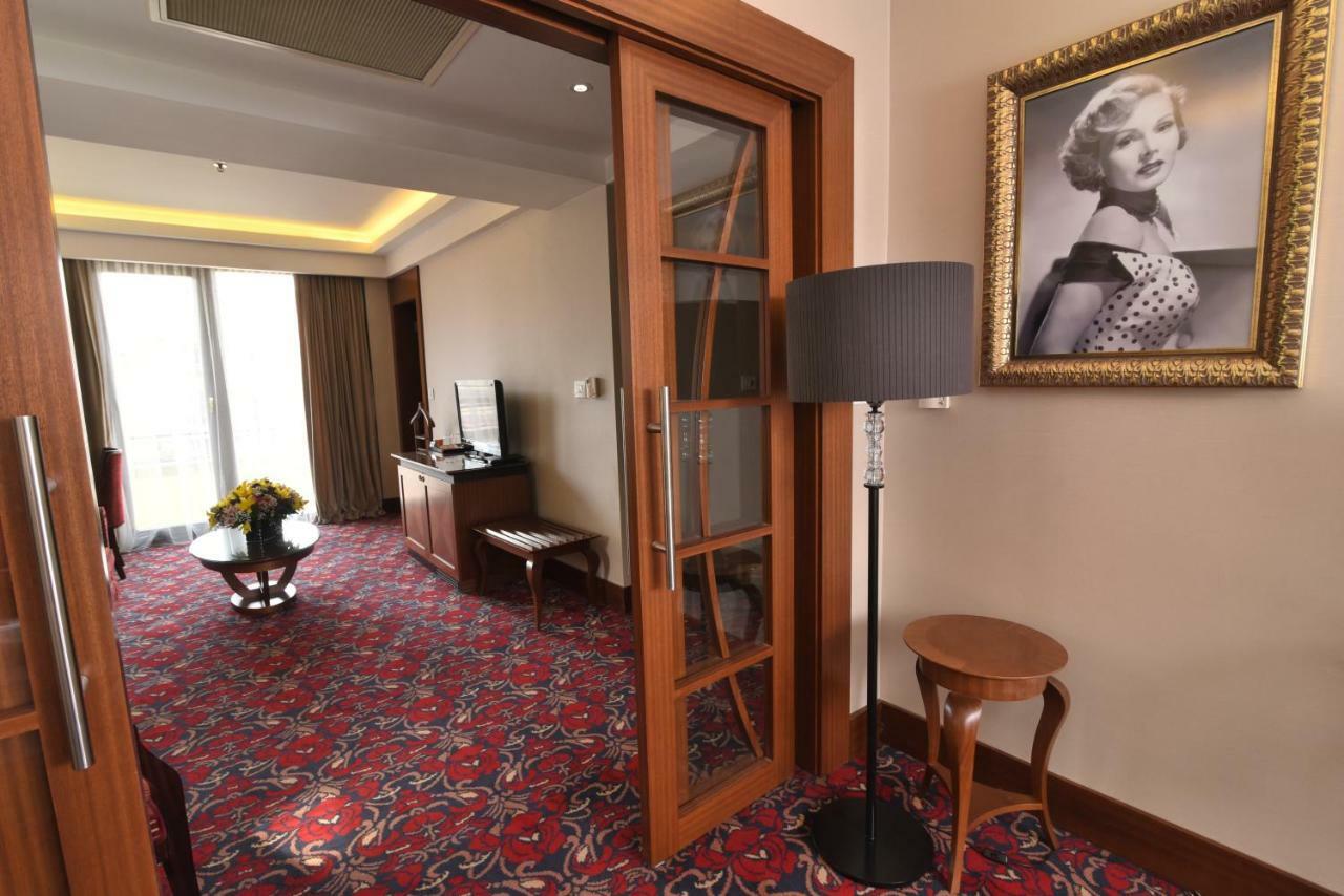 Blue Diamond Ataturk Palace Hotel Бурса Екстериор снимка